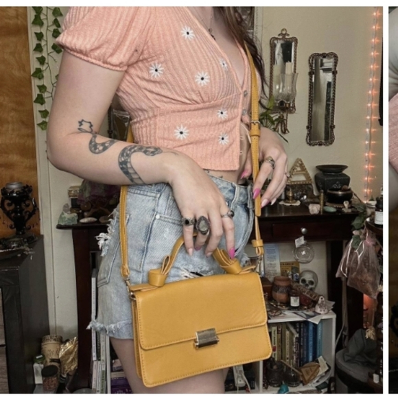 A New Day Small Yellow Purse - Picture 2 of 7